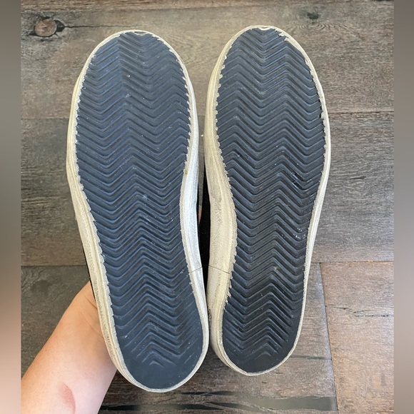 Superstar Golden Goose Sneakers - Picture 9 of 11